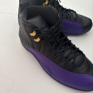 Authentic Jordan 12s black and purple Men 11.5